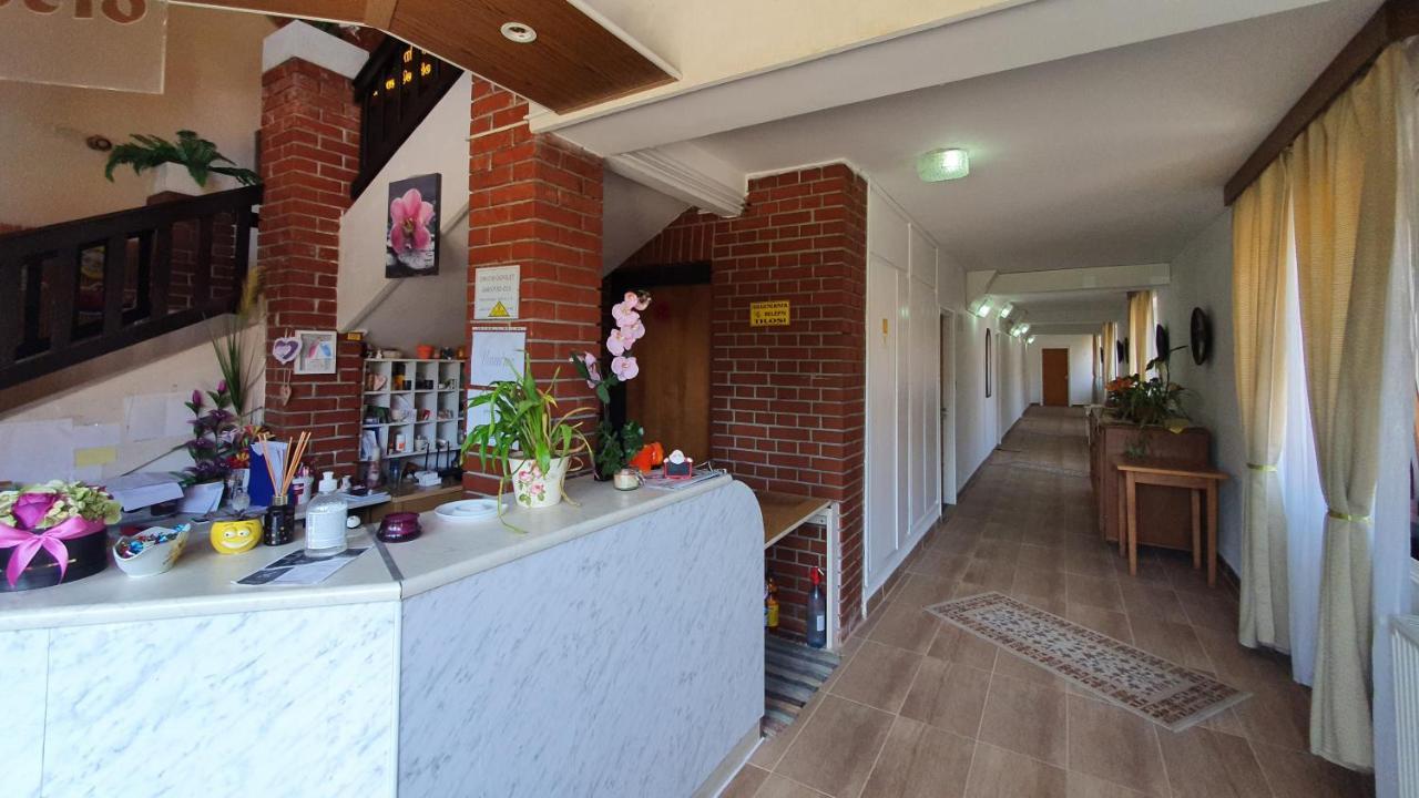 Harmonia Apartmanhaz Балатонлелле Екстер'єр фото