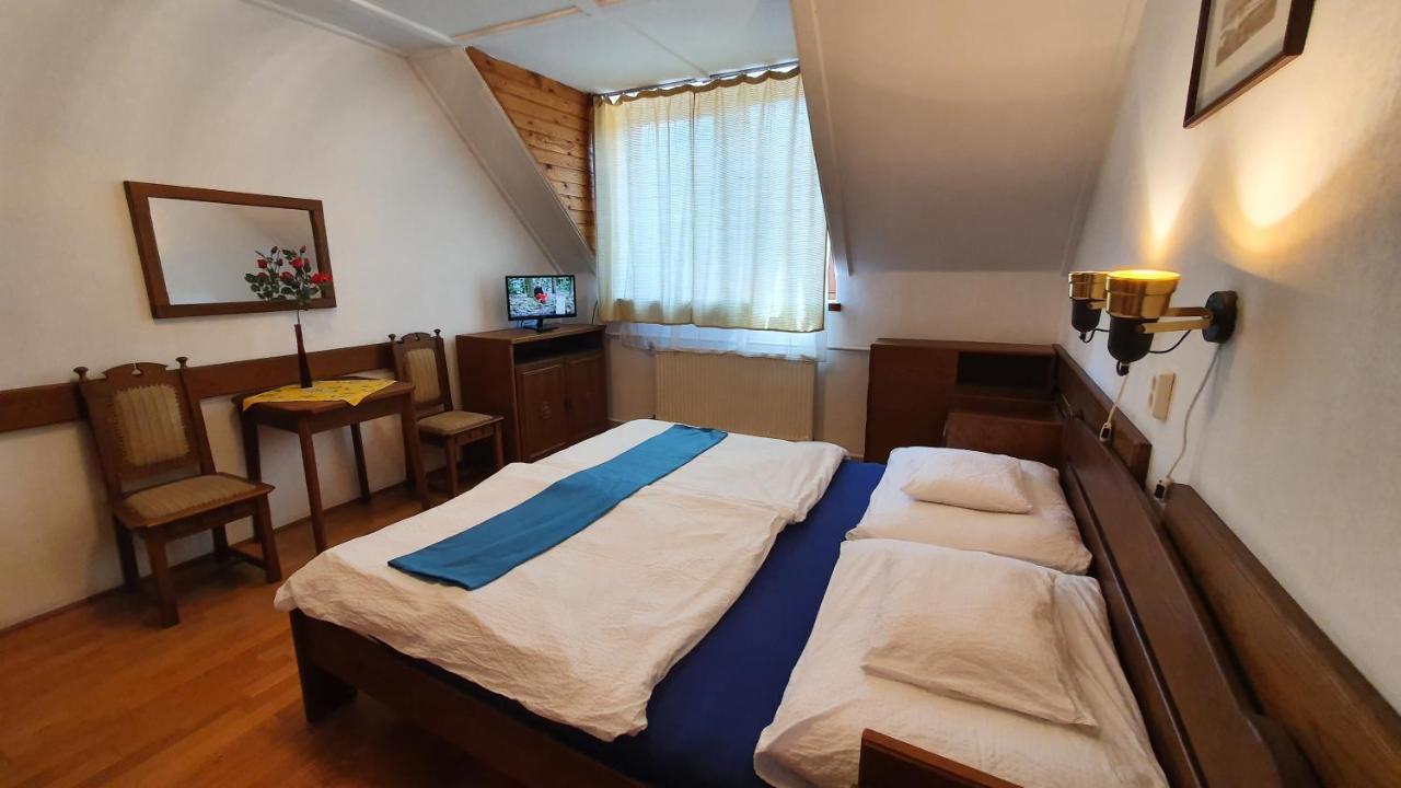 Harmonia Apartmanhaz Балатонлелле Екстер'єр фото