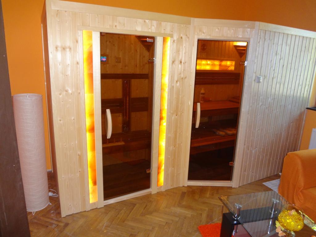 Harmonia Apartmanhaz Балатонлелле Екстер'єр фото